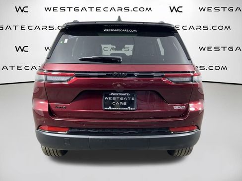 New 2025 Jeep Grand Cherokee Limited image 4