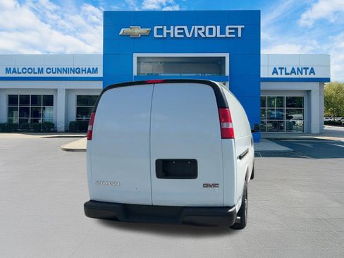 Used 2023 GMC Savana 2500 w/ Driver Convenience Package image 8