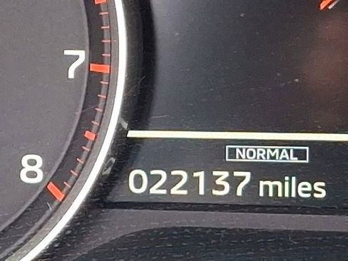 Used 2022 Mitsubishi Outlander SEL image 25