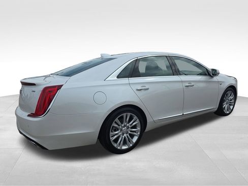 Used 2019 Cadillac XTS Luxury w/ Driver Awareness Package AWD/4WD image 5