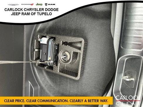 Used 2020 Jeep Cherokee Latitude Plus FWD image 31