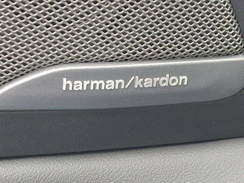 New 2026 BMW X5 M60i image 19