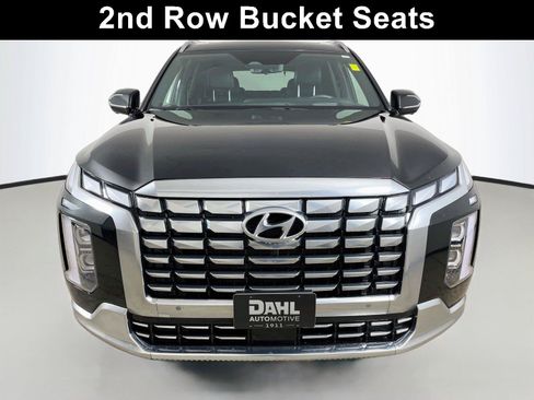 Used 2024 Hyundai Palisade Calligraphy AWD/4WD image 3