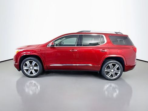 Used 2018 GMC Acadia Denali w/ Technology Package AWD/4WD image 9