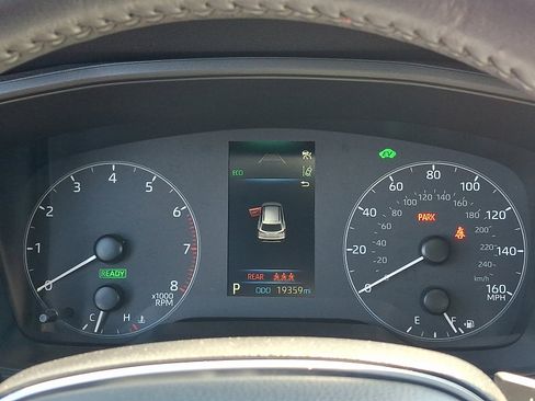 Used 2024 Toyota Corolla Cross SE w/ Moonroof Package image 21