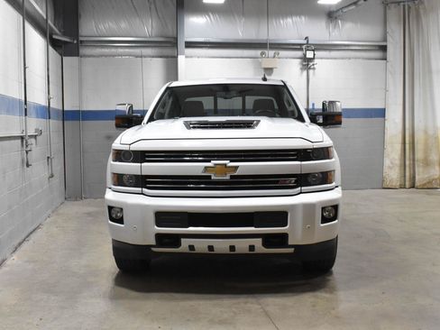 Used 2017 Chevrolet Silverado 2500 LTZ w/ Duramax Plus Package AWD/4WD image 28