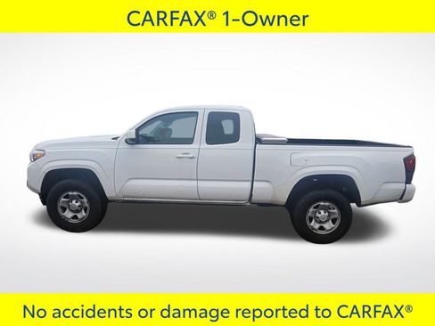Used 2019 Toyota Tacoma SR image 4