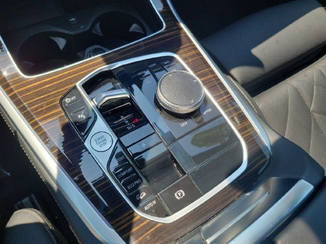 Used 2026 BMW X5 xDrive40i AWD/4WD image 24