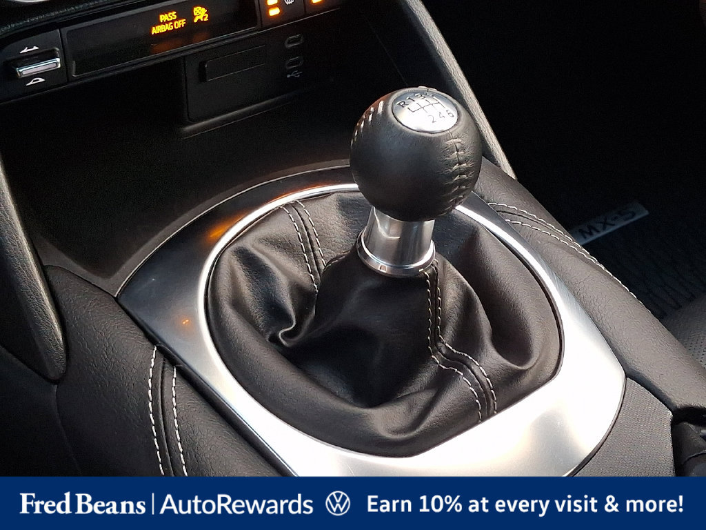 Used 2024 MAZDA MX-5 Miata RF Grand Touring RWD image 18