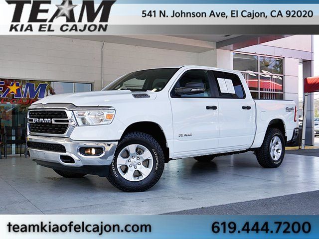 Used 2023 RAM 1500 4x4 Crew Cab image 2