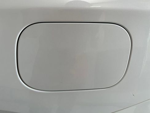 Used 2023 Chevrolet Equinox Premier AWD/4WD image 43