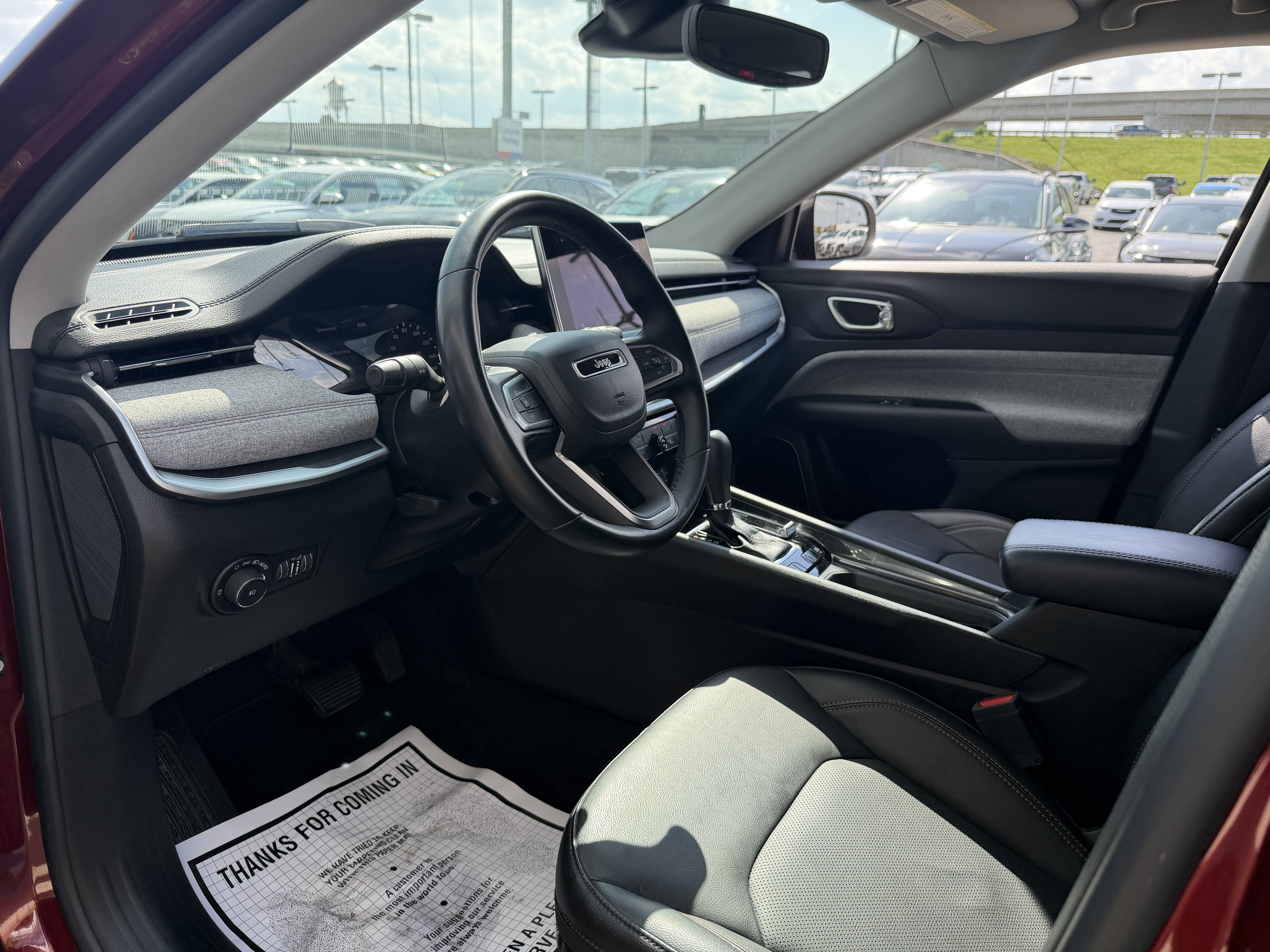 Used 2022 Jeep Compass Latitude AWD/4WD image 26