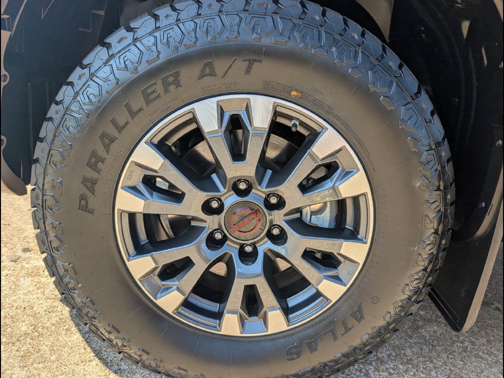 Used 2024 Nissan Titan PRO-4X w/ Pro-4x Convenience Package AWD/4WD image 25