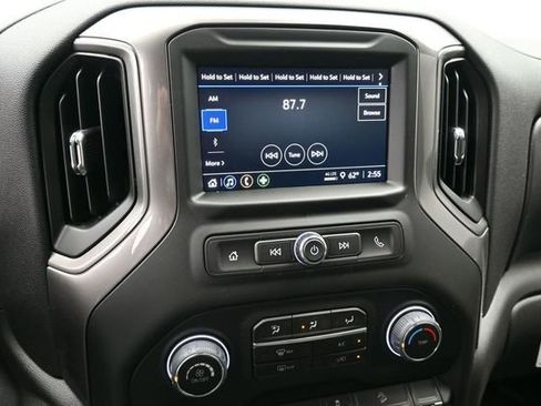 New 2026 Chevrolet Silverado 1500 W/T AWD/4WD image 39
