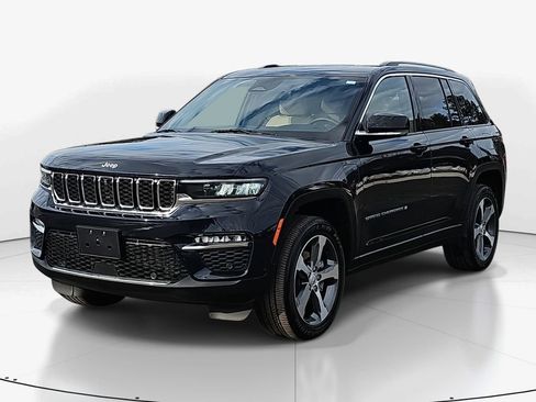 Used 2022 Jeep Grand Cherokee Limited 4xe w/ Luxury Tech Group II image 9