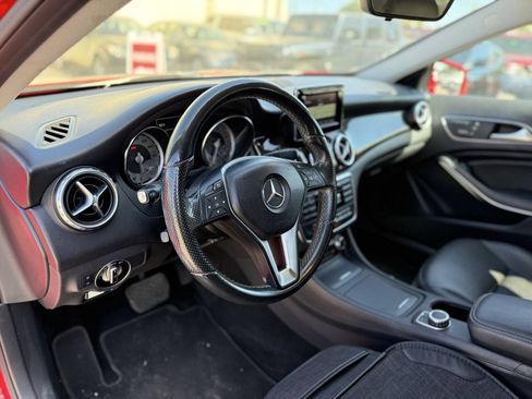 Used 2015 Mercedes-Benz GLA 250 4MATIC image 13