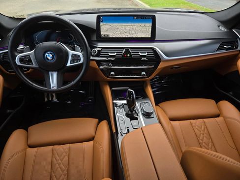 Used 2023 BMW 530e w/ M Sport Package RWD image 16