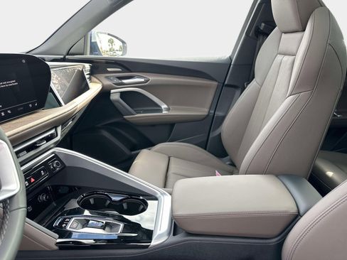 New 2025 Audi Q5 Premium Plus image 23