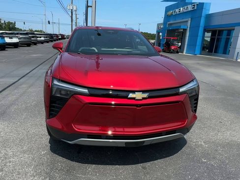 Certified 2024 Chevrolet Blazer EV LT AWD/4WD image 3