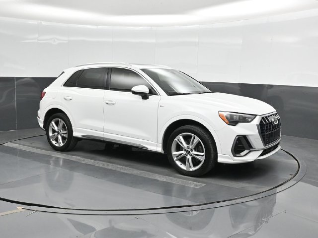 Used 2022 Audi Q3 2.0T Premium AWD/4WD image 6