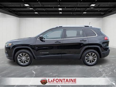 Certified 2019 Jeep Cherokee Latitude Plus w/ Cold Weather Group AWD/4WD image 2