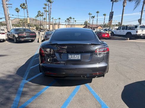Used 2024 Tesla Model S image 6