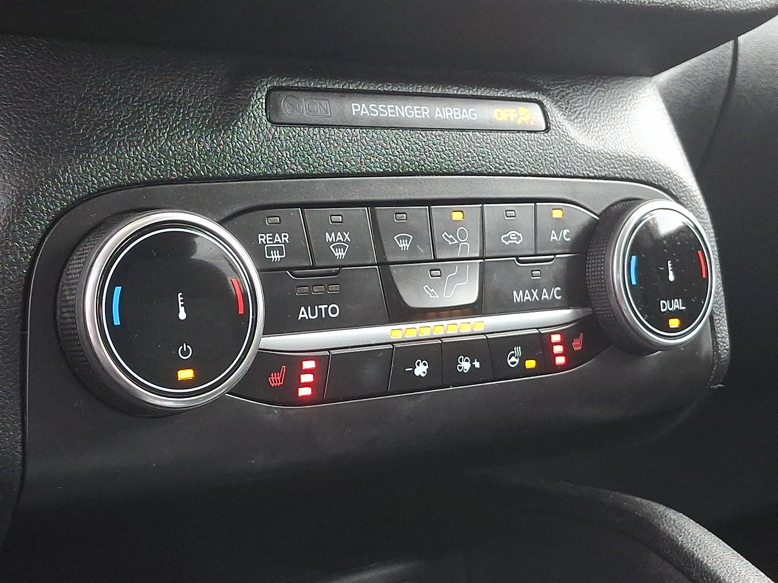 Used 2023 Ford Escape Active w/ Cold Weather Package FWD image 16