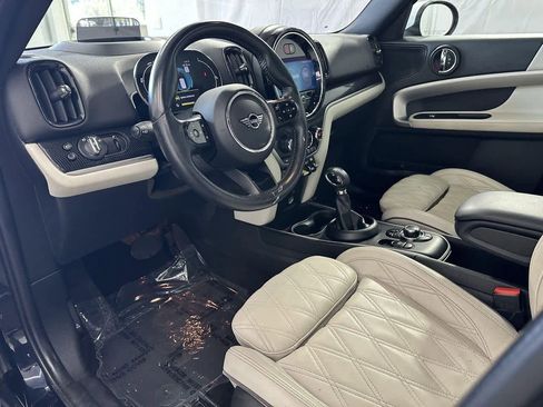 Used 2022 MINI Cooper Countryman SE w/ Convenience Package image 10