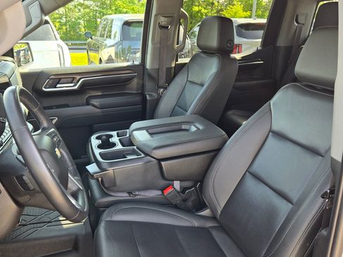 Used 2022 Chevrolet Silverado 1500 LT w/ Safety Package AWD/4WD image 23