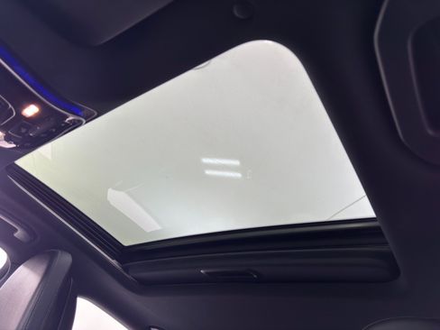 Used 2022 Mercedes-Benz C 300 Sedan w/ AMG Line w/ Night Package image 11