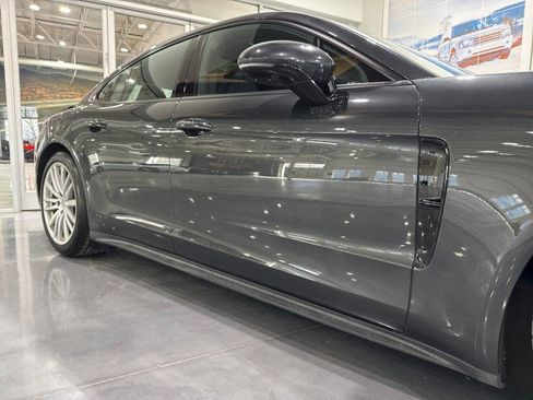 Used 2017 Porsche Panamera image 26