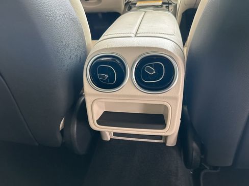 Used 2024 Mercedes-Benz C 300 C 300 image 27