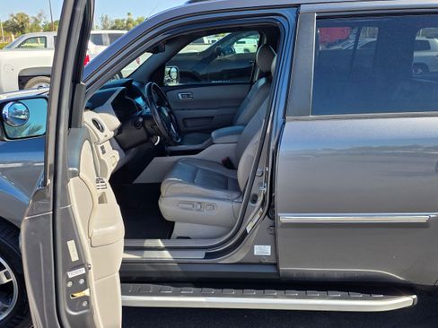 Used 2011 Honda Pilot Touring image 14