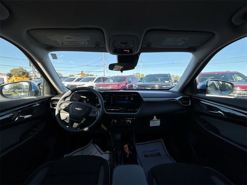 New 2026 Chevrolet TrailBlazer LT image 10