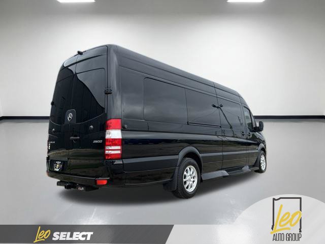 Used 2017 Mercedes-Benz Sprinter 2500 image 25