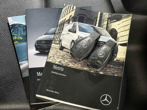 Used 2020 Mercedes-Benz Metris image 33
