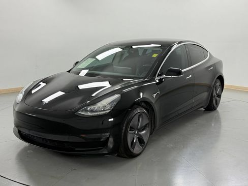 Used 2019 Tesla Model 3 Standard Range Plus RWD image 1