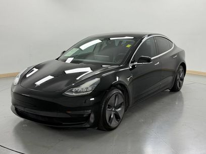Used 2019 Tesla Model 3 Standard Range Plus