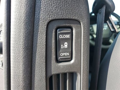 Certified 2023 Honda Odyssey Touring image 33