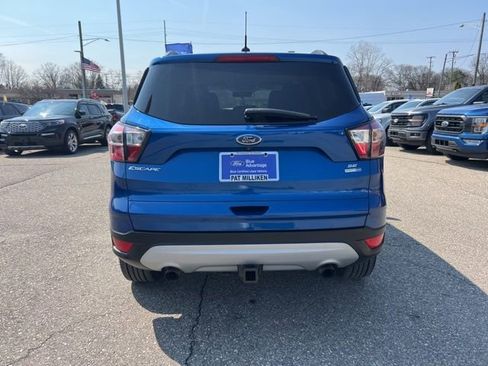 Certified 2017 Ford Escape SE w/ Equipment Group 201A image 5