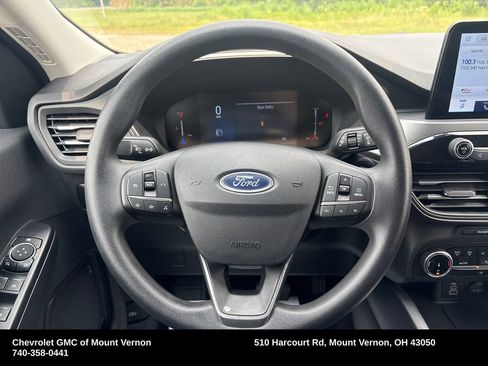 Used 2025 Ford Escape Active AWD/4WD image 17
