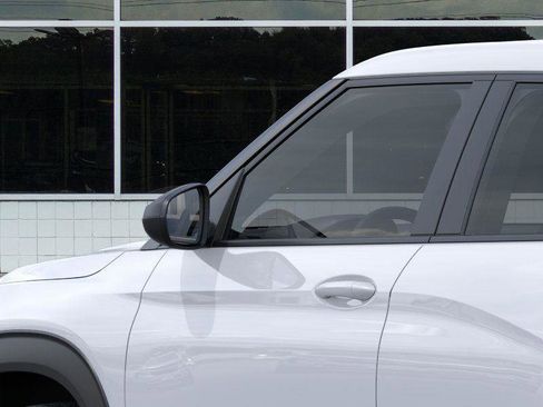 New 2026 Chevrolet TrailBlazer LS image 12