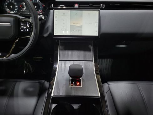 New 2026 Land Rover Range Rover Velar Dynamic SE AWD/4WD image 26