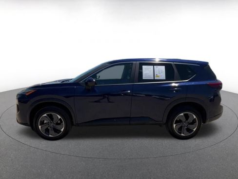 Used 2025 Nissan Rogue SV FWD image 9