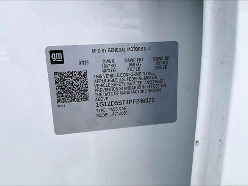 Used 2023 Chevrolet Malibu LT FWD image 33