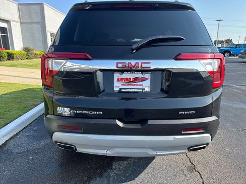 Used 2023 GMC Acadia SLT image 7