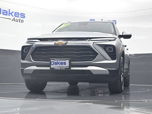Used 2024 Chevrolet TrailBlazer LT w/ Driver Confidence Package AWD/4WD image 37