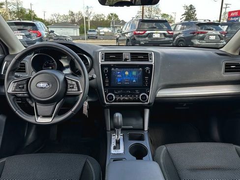 Used 2019 Subaru Outback 2.5i Premium image 20