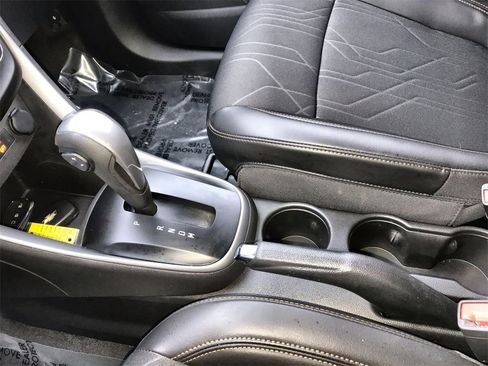 Used 2019 Chevrolet Trax LT w/ LT Convenience Package image 19