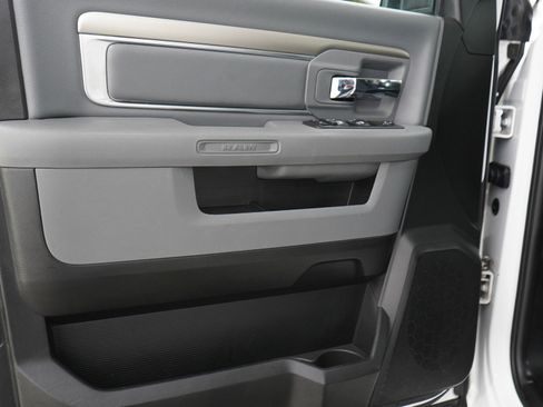 Used 2020 RAM 1500 Classic Warlock AWD/4WD image 17